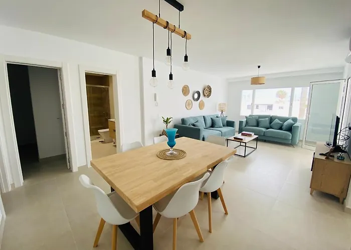 Puerto Del Carmen, Casa Mama